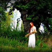 Chanteuse celtique Bretagne - Dana - Nathalie et le chêne au visage